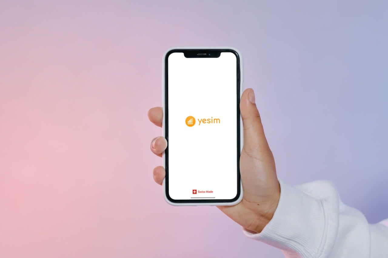 Как не платить за роуминг: лучшие стратегии использования eSIM при путешествиях