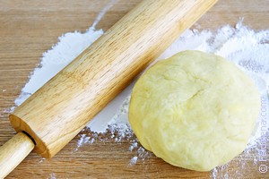 К чему снится Тесто месить во сне? Тесто месить по соннику